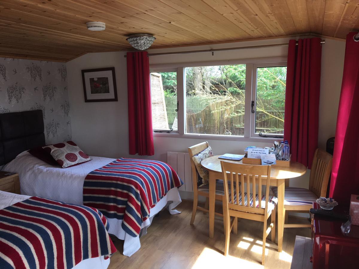 The Willows Guest House Takeley Kültér fotó
